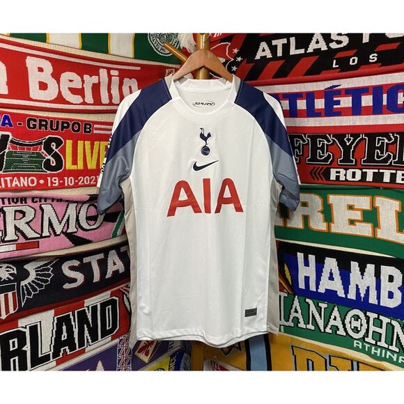 Tottenham Hotspur | Men’s Large Jersey - Picture 6 of 7